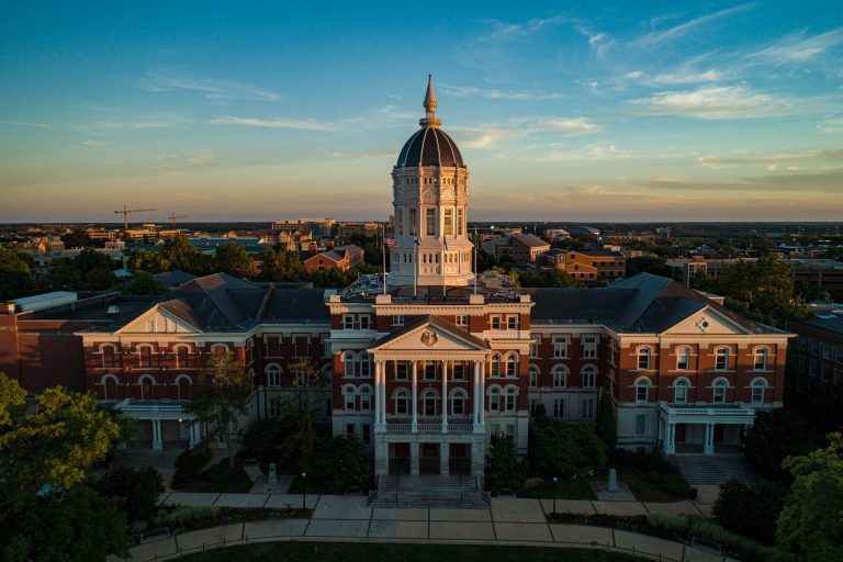 Mizzou Admission Requirements for Freshman Applicants Mizzou Admission Requirements for Freshman Applicants